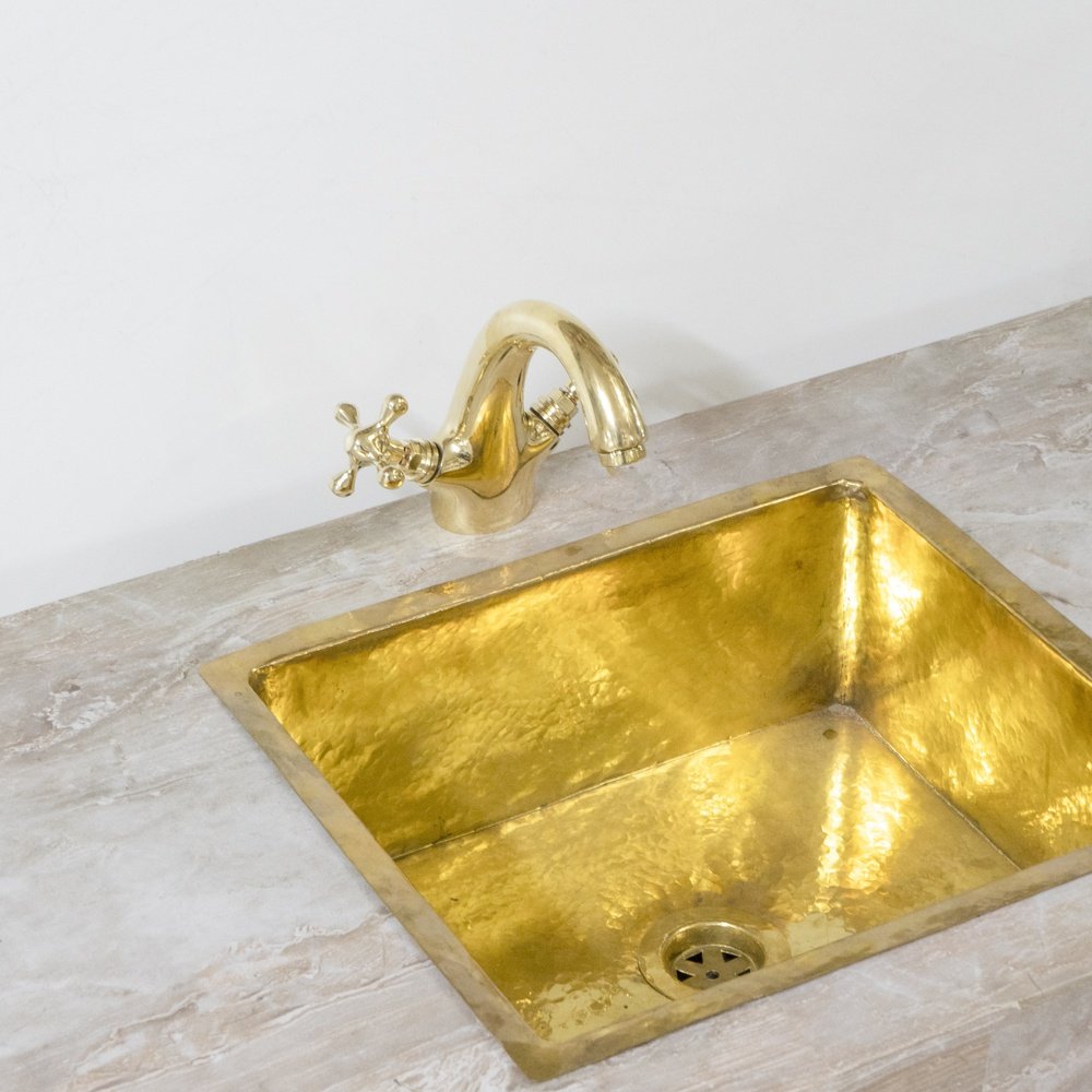 Single Hole Bathroom Vanity Faucet - Brassna