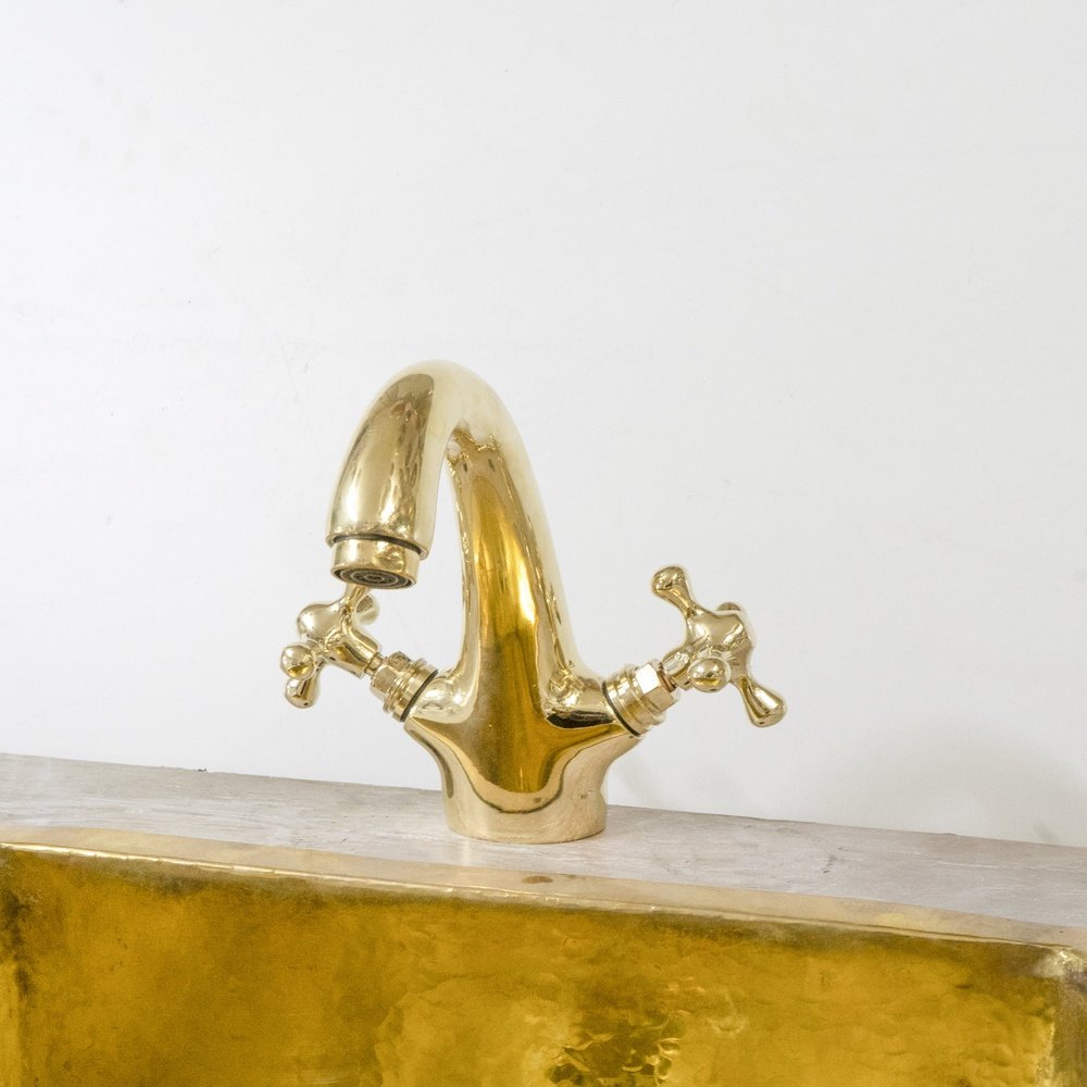 Single Hole Bathroom Vanity Faucet - Brassna